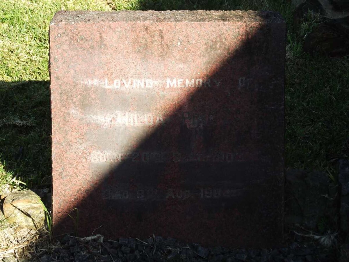 PIKE Hilda 1903-1994