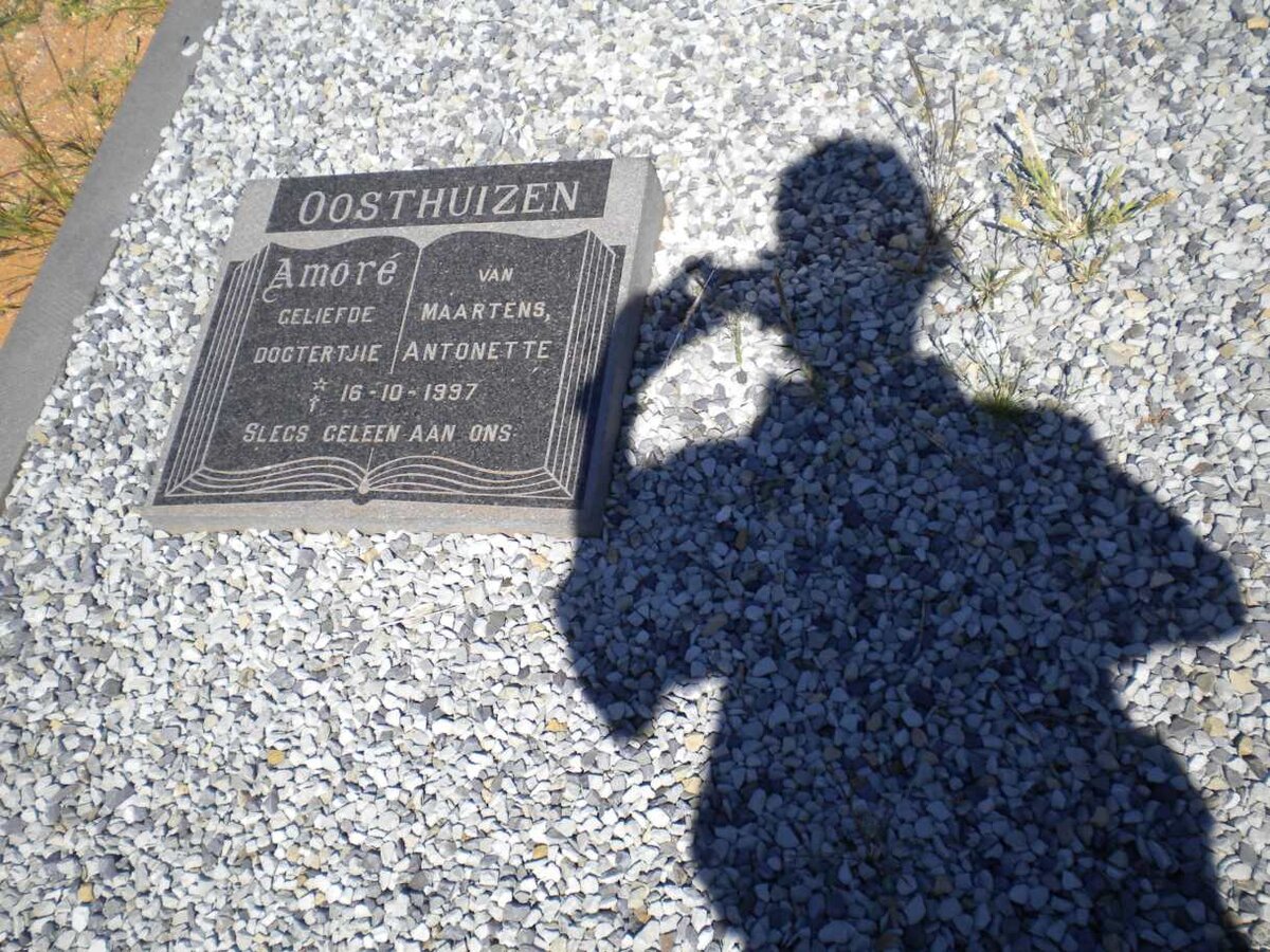 OOSTHUIZEN Amorè 1997-1997