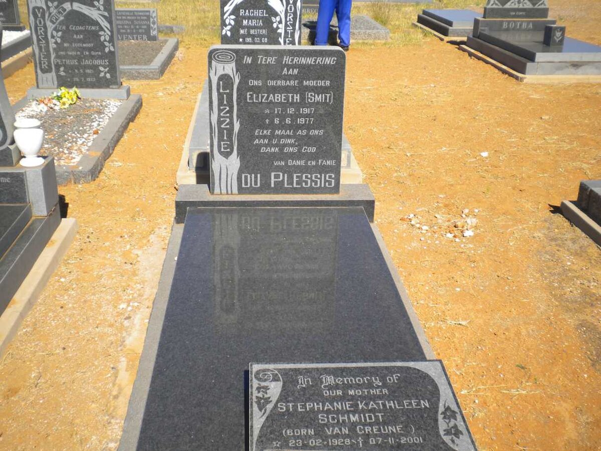 PLESSIS Elizabeth, du nee SMIT 1917-1977 :: SCHMIDT Stephanie Kathleen nee VAN GREUNE 1928-2001