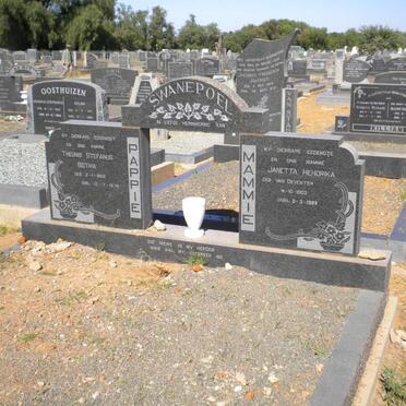 SWANEPOEL Theunis Stefanus Botha 1903-1978 &amp; Janetta Hendrika VAN DEVENTER 1903-1989