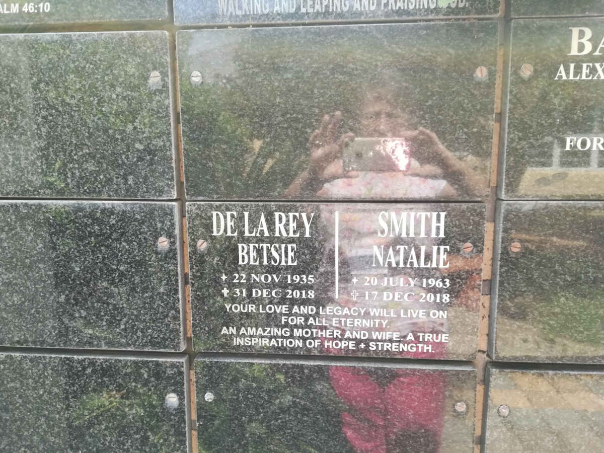 REY Betsie, de la 1935-2018 :: SMITH Natalie 1963-2018