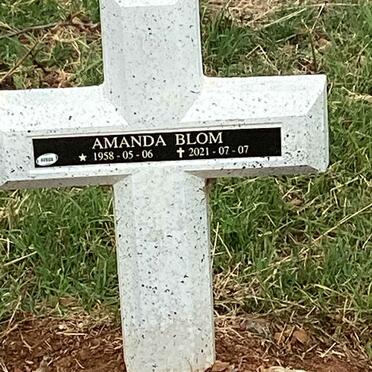 BLOM Amanda 1958-2021