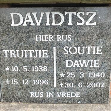 DAVIDTSZ Soutie Dawie 1940-2007 &amp; Truitjie 1938-1996