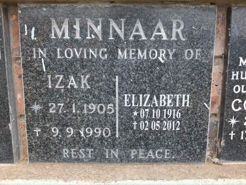 MINNAAR Izak 1905-1990 &amp; Elizabeth 1916-2012