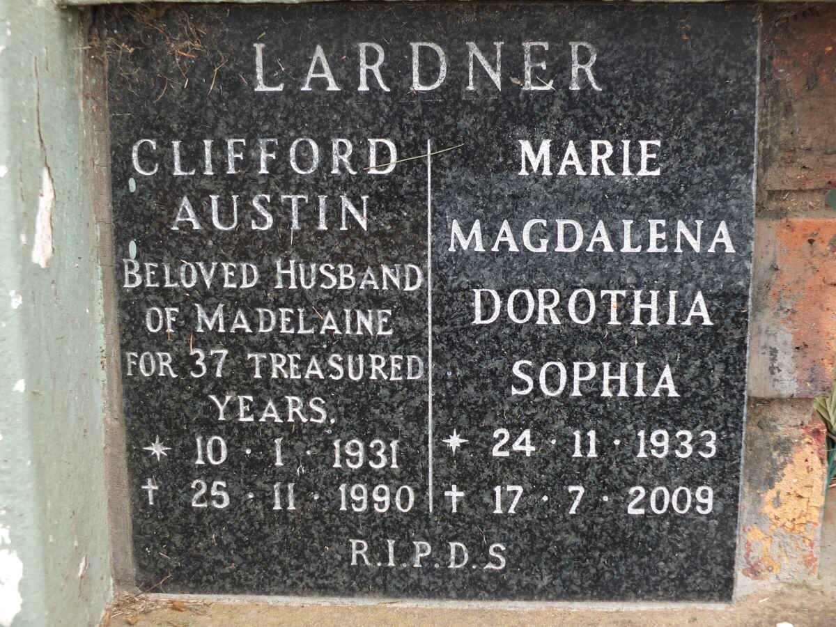 LARDNER Clifford Austin 1931-1990 &amp; Marie Magdalena Dorothia Sophia 1933-2009