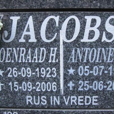 J - Vanne :: Surnames - J