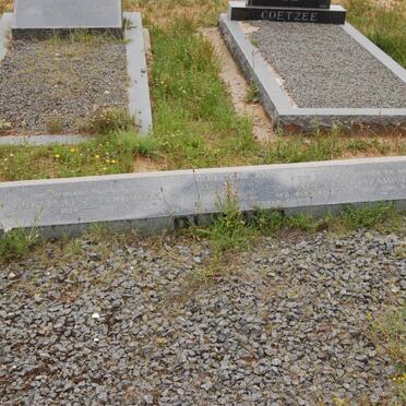 OLIVIER Lodewyk Johannes 1894-1967 &amp; Aletta ELizabeth OLIVIER 1891-1967