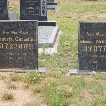 STRYDOM Hendrik Cornelius1920-1994 &amp; Johanna Aletta Katrina 1921-1999