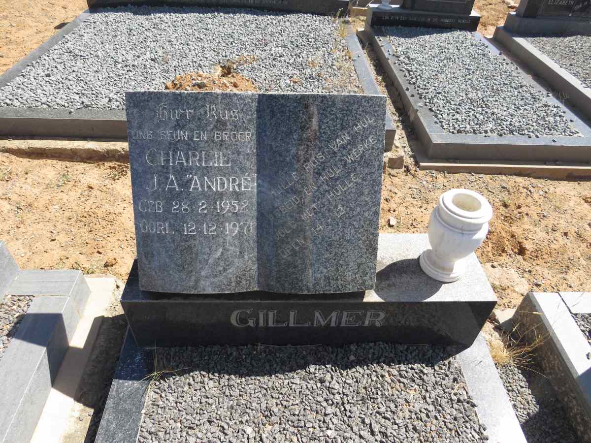 GILLMER Charlie J.A. 1952-1971