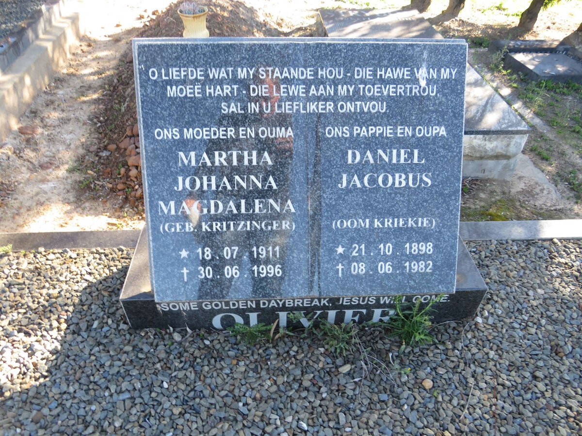 OLIVIER Daniel Jacobus 1898-1982 & Martha Johanna Magdalena KRITZINGER 1911-1996