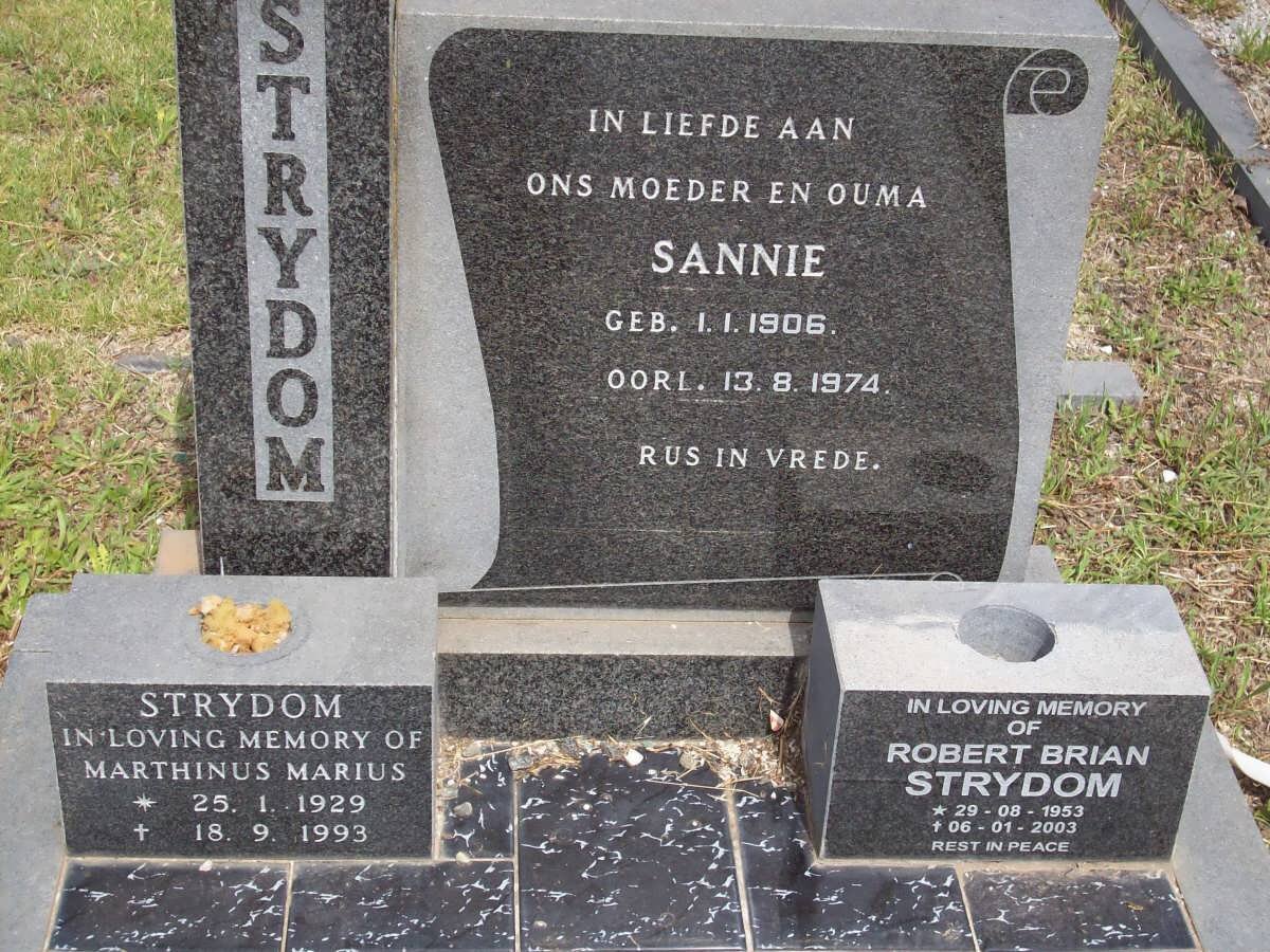 STRYDOM Sannie 1906-1974 :: STRYDOM Marthinus Marius 1929-1993 :: STRYDOM Robert Brian 1953-2003