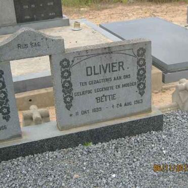 OLIVIER Michiel 1892-1956 &amp; Bettie 1899-1963