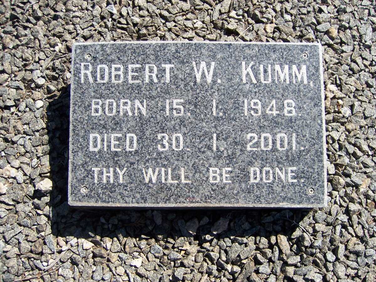 KUMM Robert W. 1948-2001