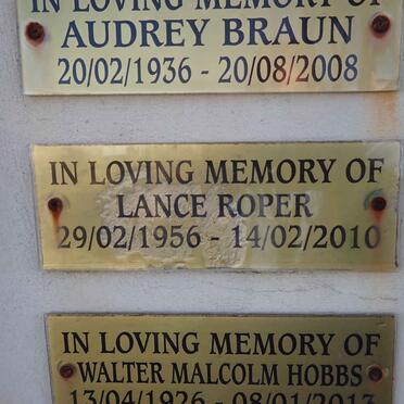 ROPER Lance 1956-2010