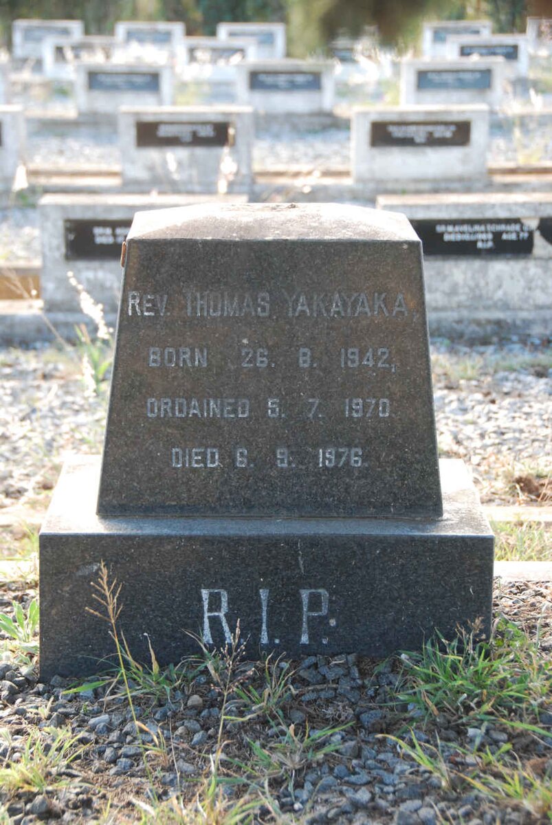 YAKAYAKA Thomas 1942-1976