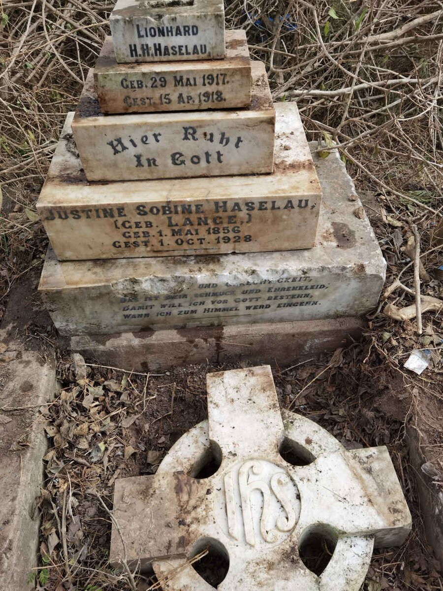 HASELAU Justine Sobine nee LANGE 1856-1928 :: HASELHAU Lionhard H.H. 1917-1918