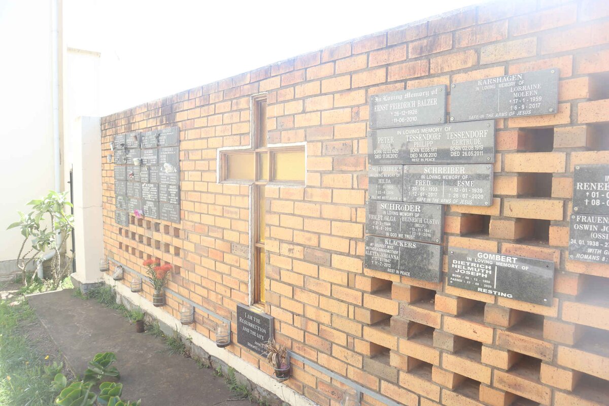 6. Overview Memorial Wall / Oorsig