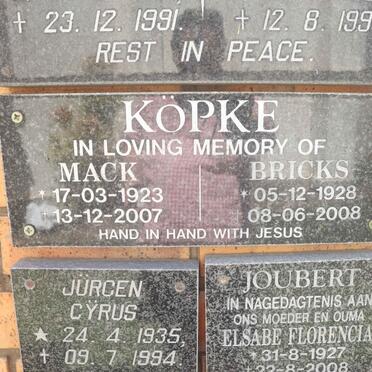 KÖPKE Mack 1923-2007 &amp; Bricks 1928-2008