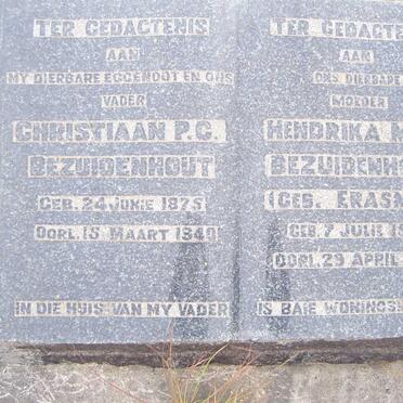 BEZUIDENHOUT Christiaan P.G. 1875-1940 &amp; Hendrika M.M. ERASMUS 1880-1949