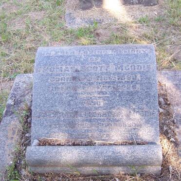 MOODIE Thomas Scott 1880-1926 &amp; Margaret Elizabeth 1880-195?