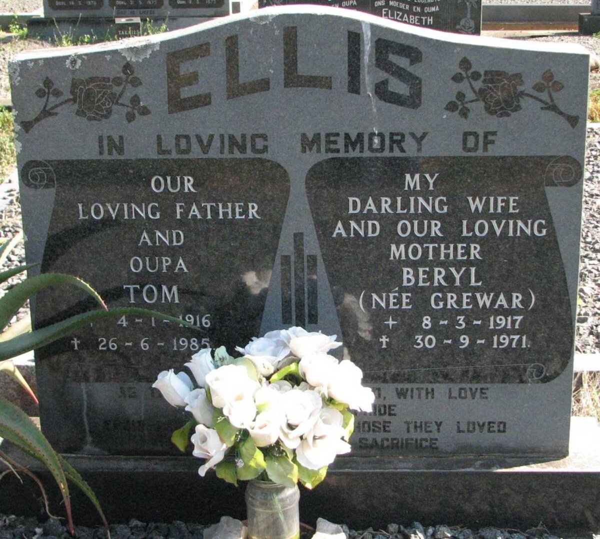 ELLIS Tom 1916-1985 &amp; Beryl GREWAR 1917-1971