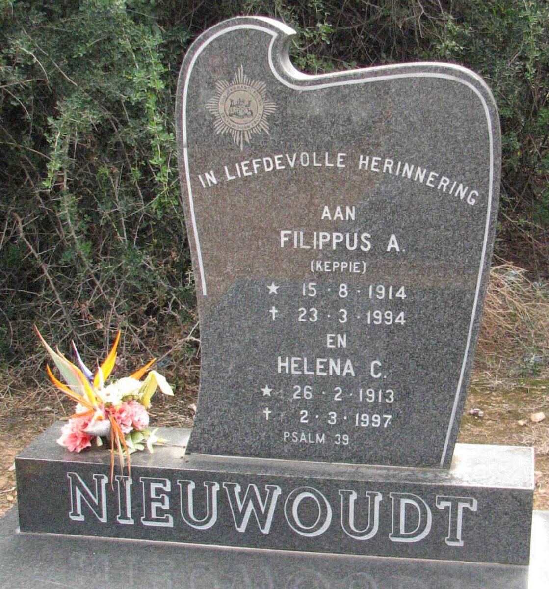 NIEWOUDT Filippus A. 1914-1994 &amp; Helena C. 1913- 1997