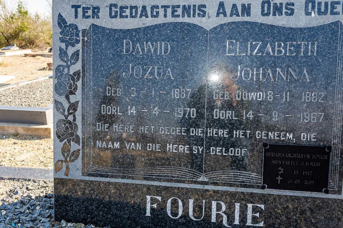 FOURIE Dawid Jozua 1887-1970 &amp; Elizabeth Johanna DOWD 1882-1967