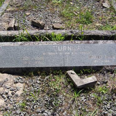 TURNER Walter Clive 1872-1944 &amp; Mary Jane 1872-1958