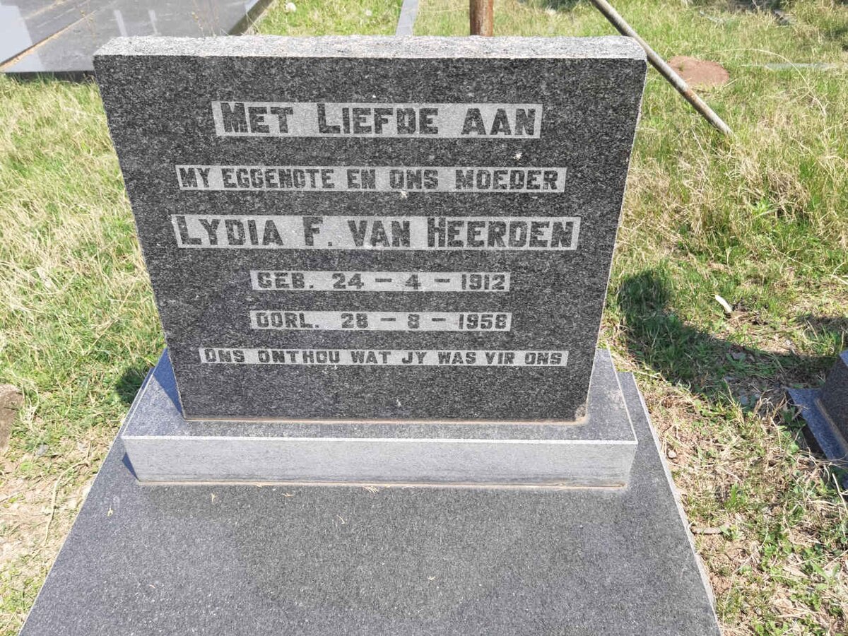 HEERDEN Lydia F., van 1912-1958