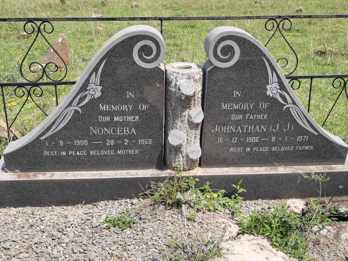 ? Jonathan J.J. 1906-1971 &amp; Nonceba 1908-1969