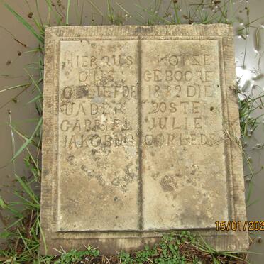 KOTZE Gabriel Jakobus 1882- &amp; Paulena Jacoba Elsie Cornelia DE LANGE 1885-19?2