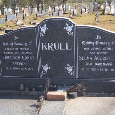 KRULL Friedrich Ernst 1919-1976 &amp; Selma Auguste L. BAHLMANN 1921-1991