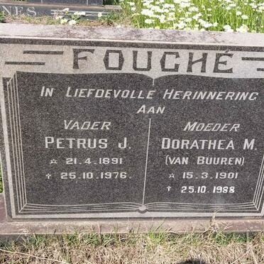 FOUCHE Petrus J. 1891-1976 &amp; Dorathea M. VAN BUUREN 1901-1988
