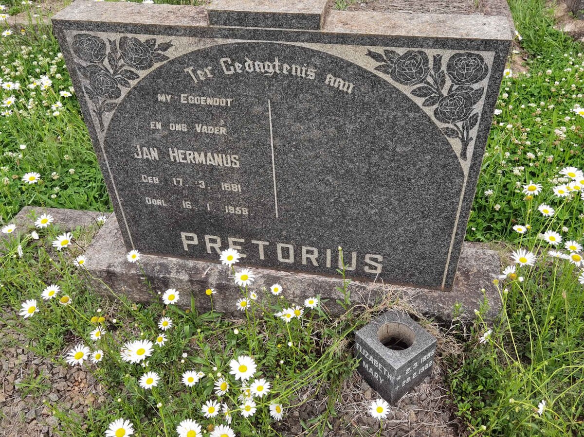 PRETORIUS Jan Hermanus 1881-1958 &amp; Elizabeth Mary 1885-1982