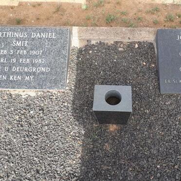 SMIT Marthinus Daniel 1907-1982 &amp; Johanna Alida VAN DER WALT 1913-1962