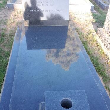 TOIT Elizabeth Louise, du nee VAN DER POST 1891-1977