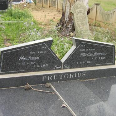 PRETORIUS Ebenhaezer 1904-1973 &amp; Ella JORDAAN 1894-1976