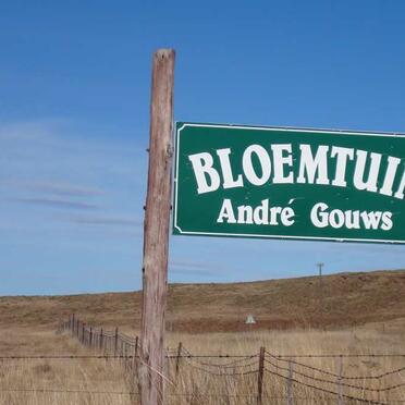 1. Entrance to the farm Bloemtuin