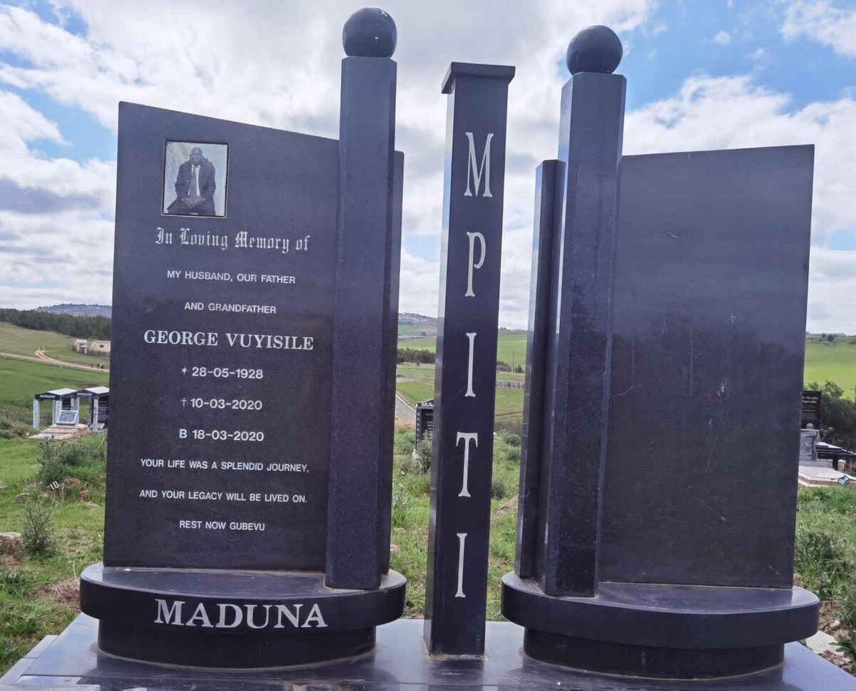 MADUNA George Vuyisile 1928-2020