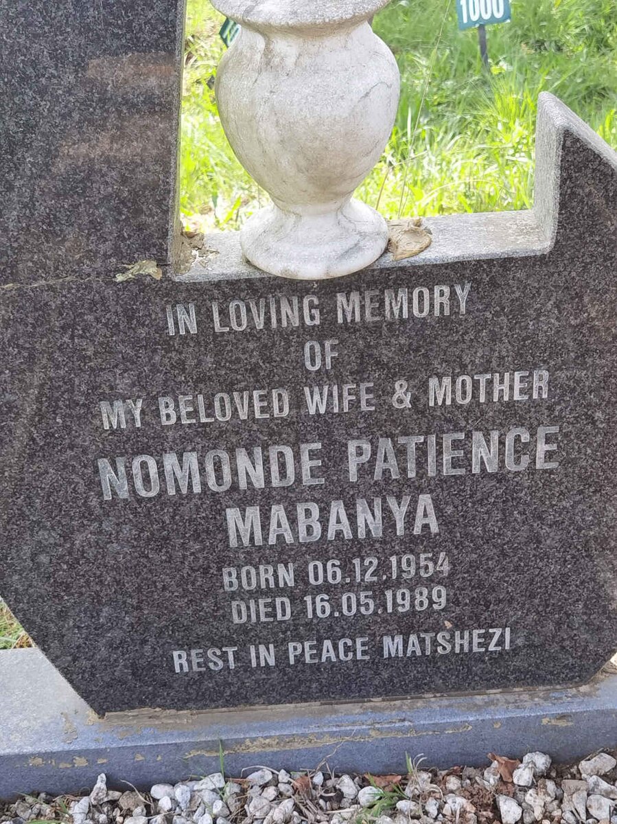 MABANYA Nomonde Patience 1954-1989