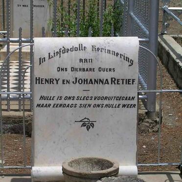 RETIEF Henry &amp;  Johanna