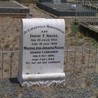 NAUDE David F. 1857-1938 &amp; Magdalena Johanna LAUBSCHER 1860-1949