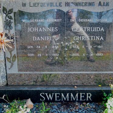 SWEMMER Johannes Daniel 1898-1982 &amp; Gertruida Christina 1911-1993