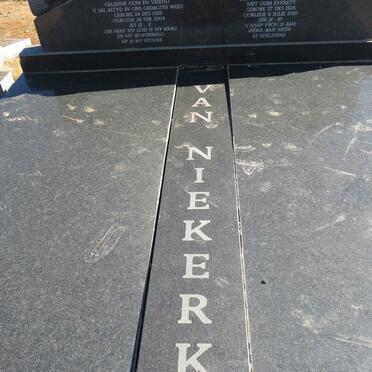 NIEKERK Everett, van 1929-2004 &amp; Louisa Susara Margaretha 1926-2010