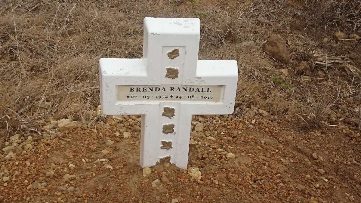 RANDALL Brenda 1974-2017