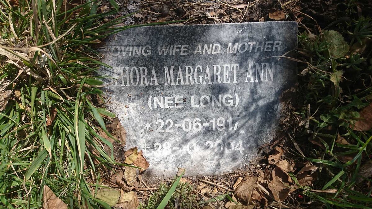 ? Thora Margaret Ann nee LONG 1917-2004