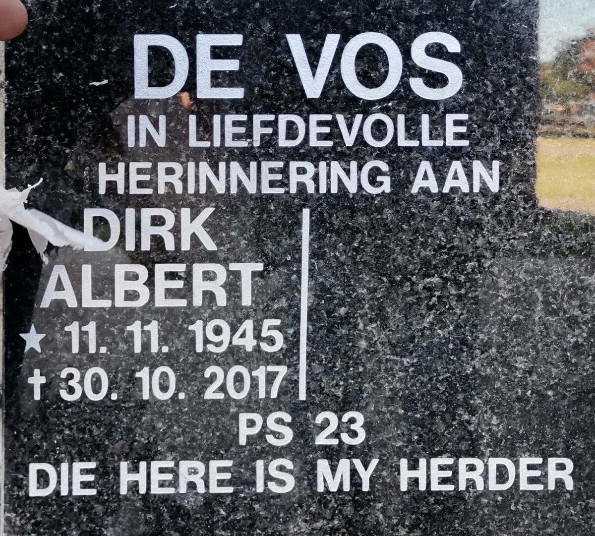 VOS Dirk Albert, de 1945-2017