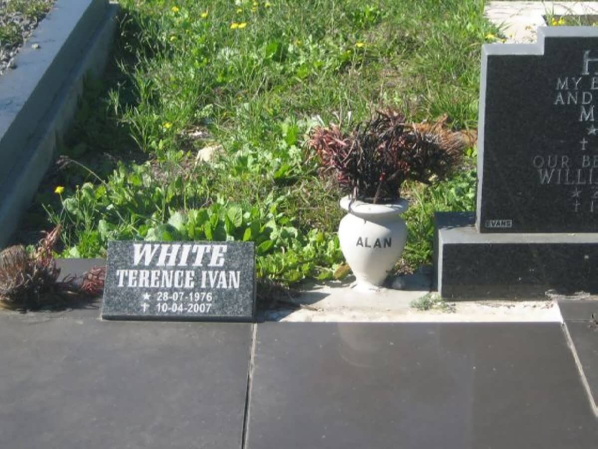 WHITE Terence Ivan 1976-2007