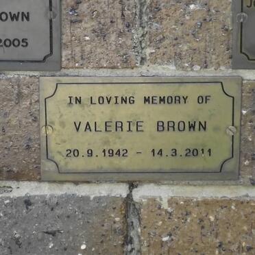 BROWN Valerie 1942-2011