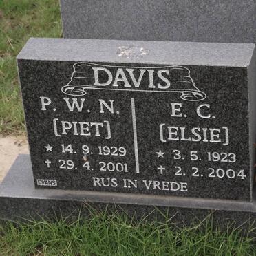 DAVIS P.W.N. 1929-2001 &amp; E.C. 1923-2004